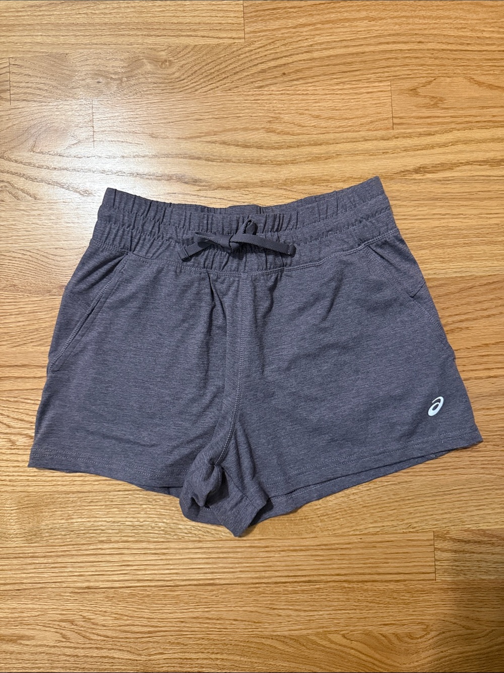 ASICS Women's Heather Charcoal Athletic Shorts - Dark Gray